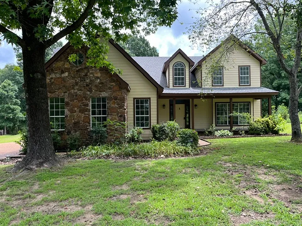 440 Blue Lake Dr