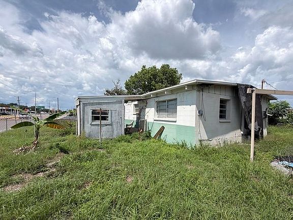 4th image of 7801 PARISH PLACE