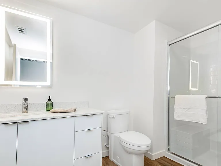 Mossdale Landing - Brand New Apartment Homes — Photo 21
