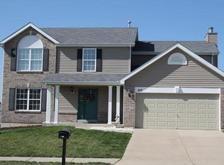 807 Wenstone Park Dr, Wentzville, MO 63385