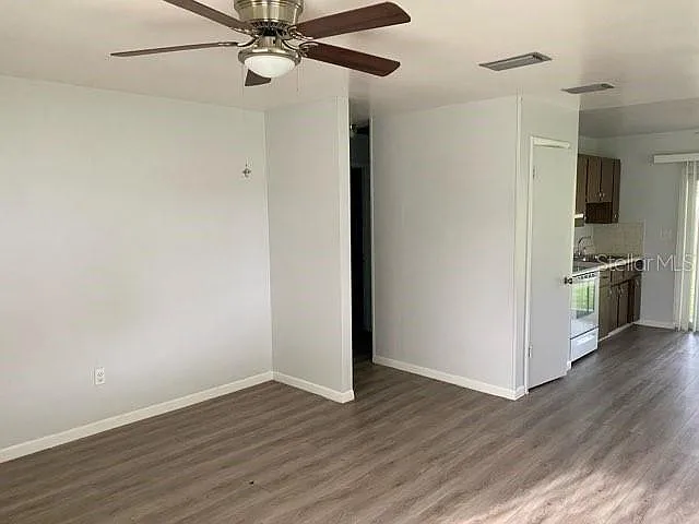 4808 20th St — Photo 3