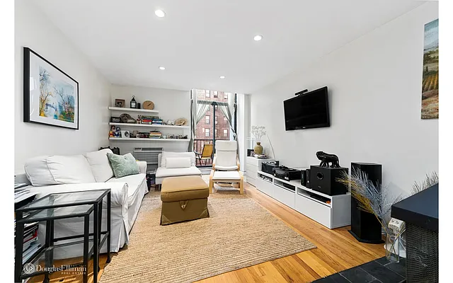 Rented by Douglas Elliman | media 13