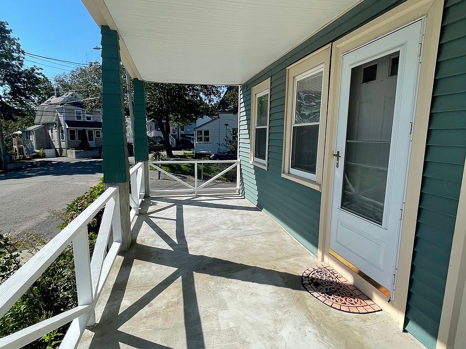 1st image of 7 Winthrop Pl #A