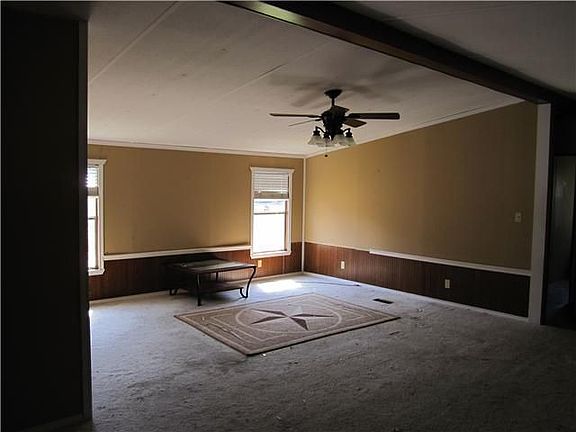 3rd image of 304 S Cougar Ave