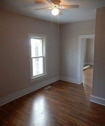 3rd image of 111 N Ladue St