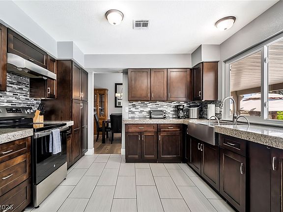5th image of 5301 Kalmia Dr