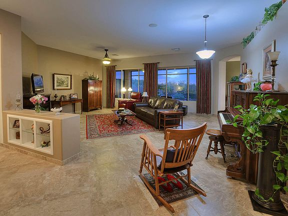 4th image of 549 N Michelangelo Dr
