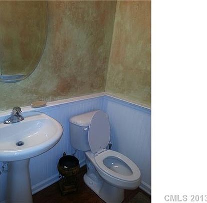 5th image of 744 Inwood Hill Dr