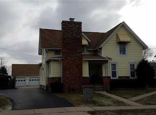 31 S Vernon St, Middleport, NY 14105