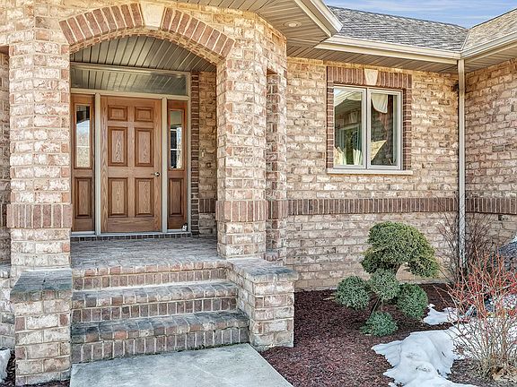 Striking Brick Entry