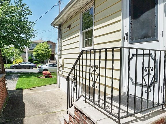 5th image of 85 Kell Ave