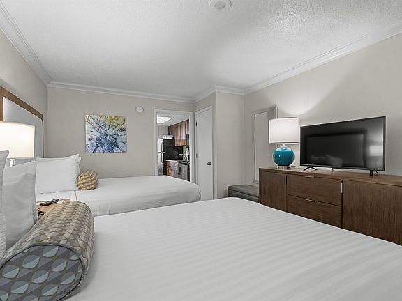 4th image of 1105 S Ocean Blvd. #614