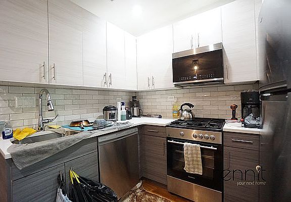 5th image of 172 Vernon Ave #4B