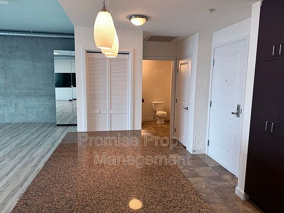 5th image of 1080 Park Blvd Unit 1618
