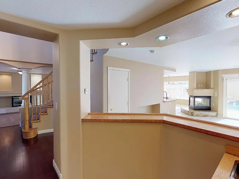 8805 Claystone Ct — Photo 35