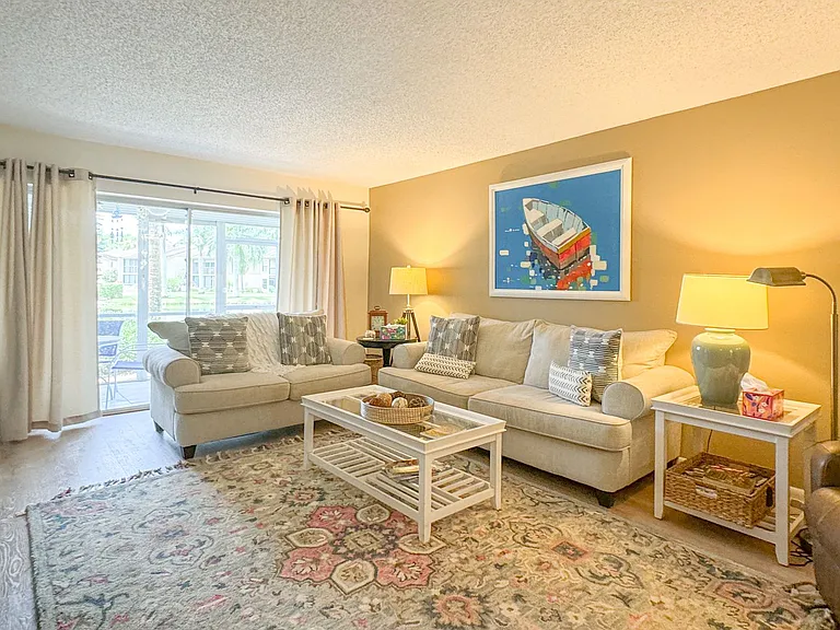 1020 Palm View Dr #C-104 — Photo 56