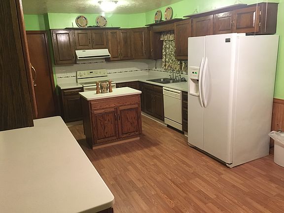 Kitchen 11'4"-21'-2"
