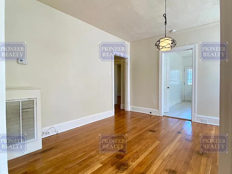 3211 Garland Ave #B — Photo 10