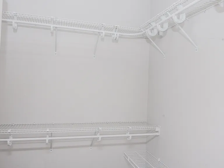 5567 Galaxy Dr — Photo 16