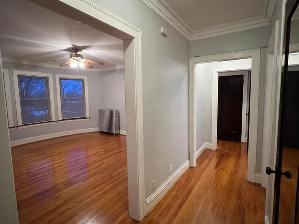 4859 N Kenneth Ave APT 3, Chicago, IL 60630