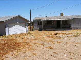 9970 Barker Rd, Oak Hills, CA 92344