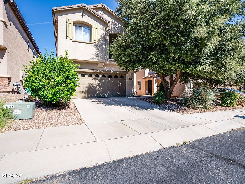 1st image of 455 E Calle De Ocaso
