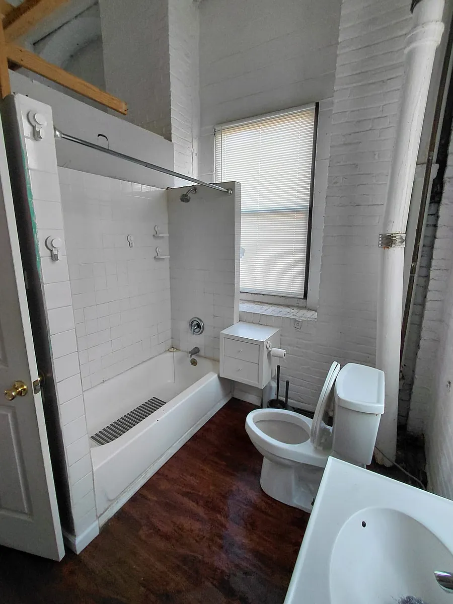 Building Photo - 426 E Allegheny Ave #2W