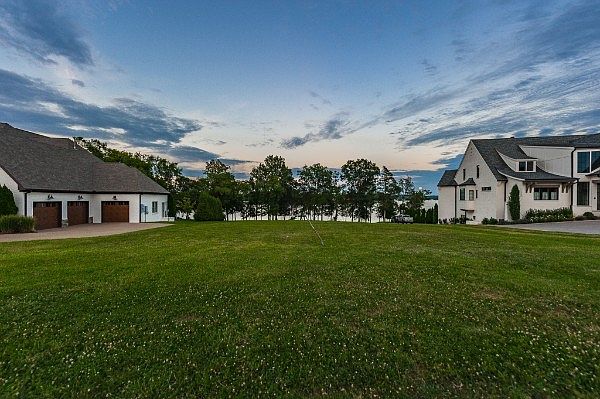 1st image of 1537 Boardwalk Pl