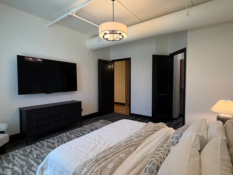 170 S Lincoln St #200 — Photo 15