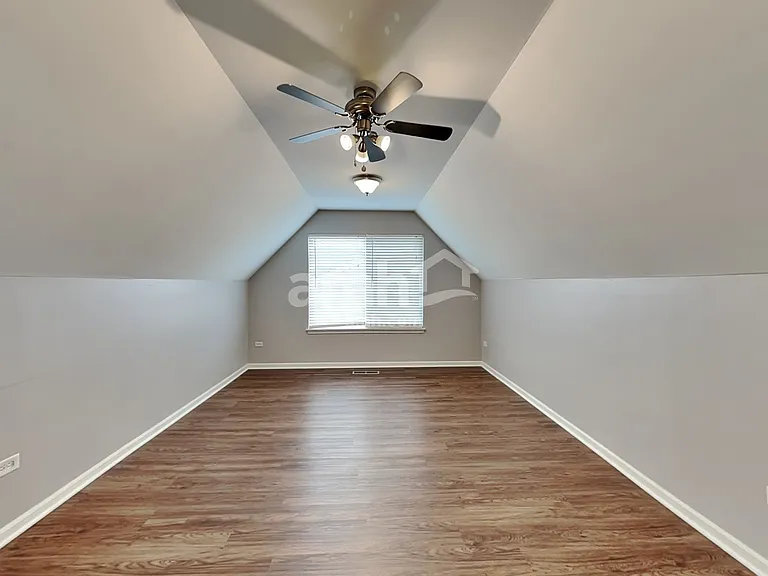 2456 Hanbury Ln — Photo 17