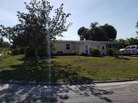 2nd image of 540 Palmetto Dr