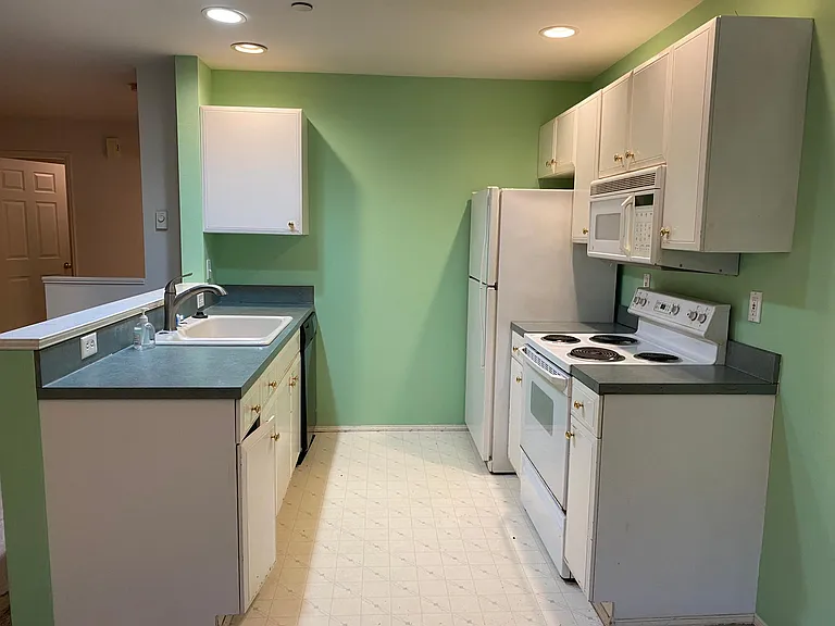 6527 200th St SW #204 — Photo 9