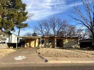 2312 N 2nd St, Tahoka, TX 79373