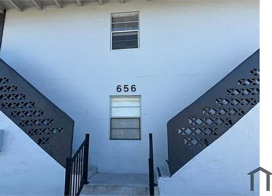 1 bed, $1,000 — Photo 4