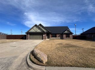 1722 Quiet Ln, Ardmore, OK 73401