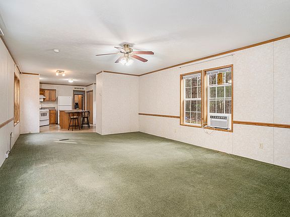 3rd image of 5319 44th St