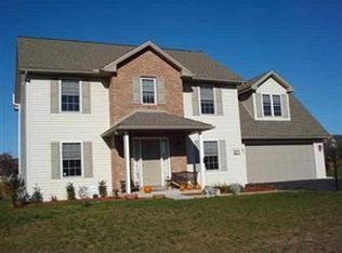 56 Meade Dr, Carlisle, PA 17013