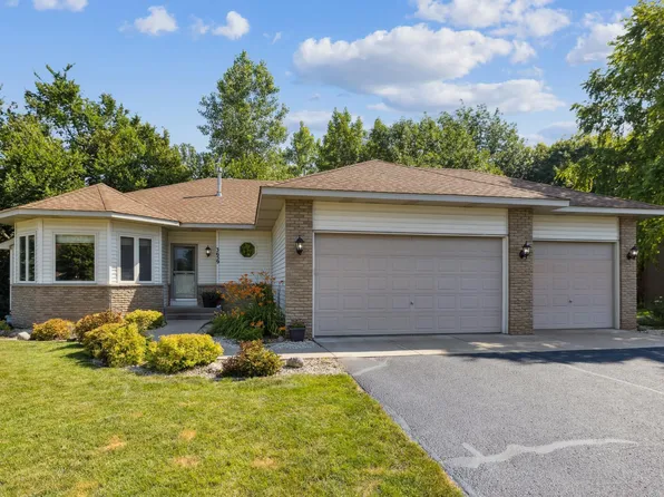 3659 Kahler Dr NE, Saint Michael, MN 55376