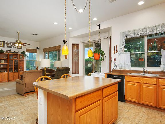 4th image of 9277 N Weather Hill Dr