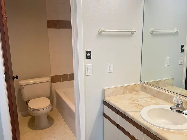 Whitfield Village Apartments — Photo 18
