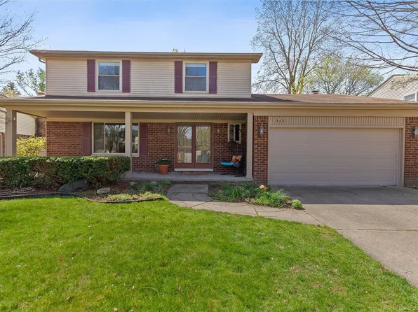 1444 Lila Dr, Troy, MI 48085