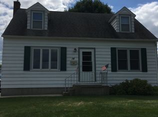 14 Chapman Pl, Waupun, WI 53963