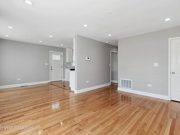 5th image of 1374 Buffalo Ave