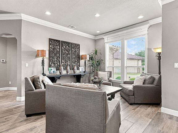 3rd image of 1601 Malibu Bay Ct