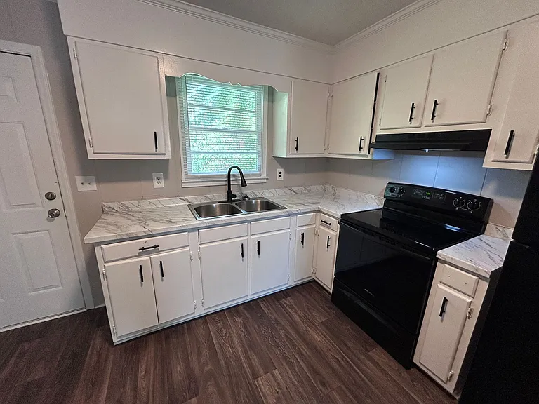 115 Cox Avenue — Photo 19