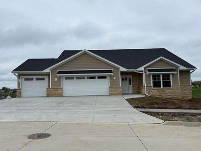 4416 Sickle Ln, Dubuque, IA, 52002