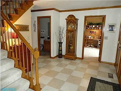 5th image of 667 Venetian Way