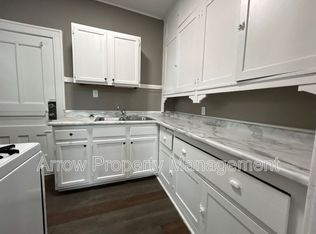 305 N 7th St #1, Beatrice, NE 68310