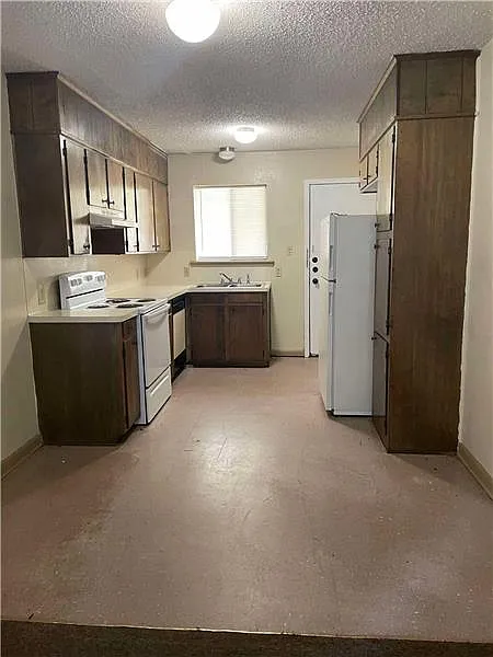 2 bed, $825 — Photo 4