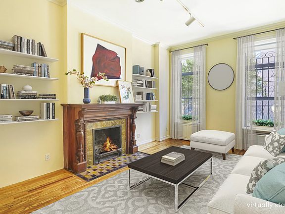 5th image of 125 W 94th St